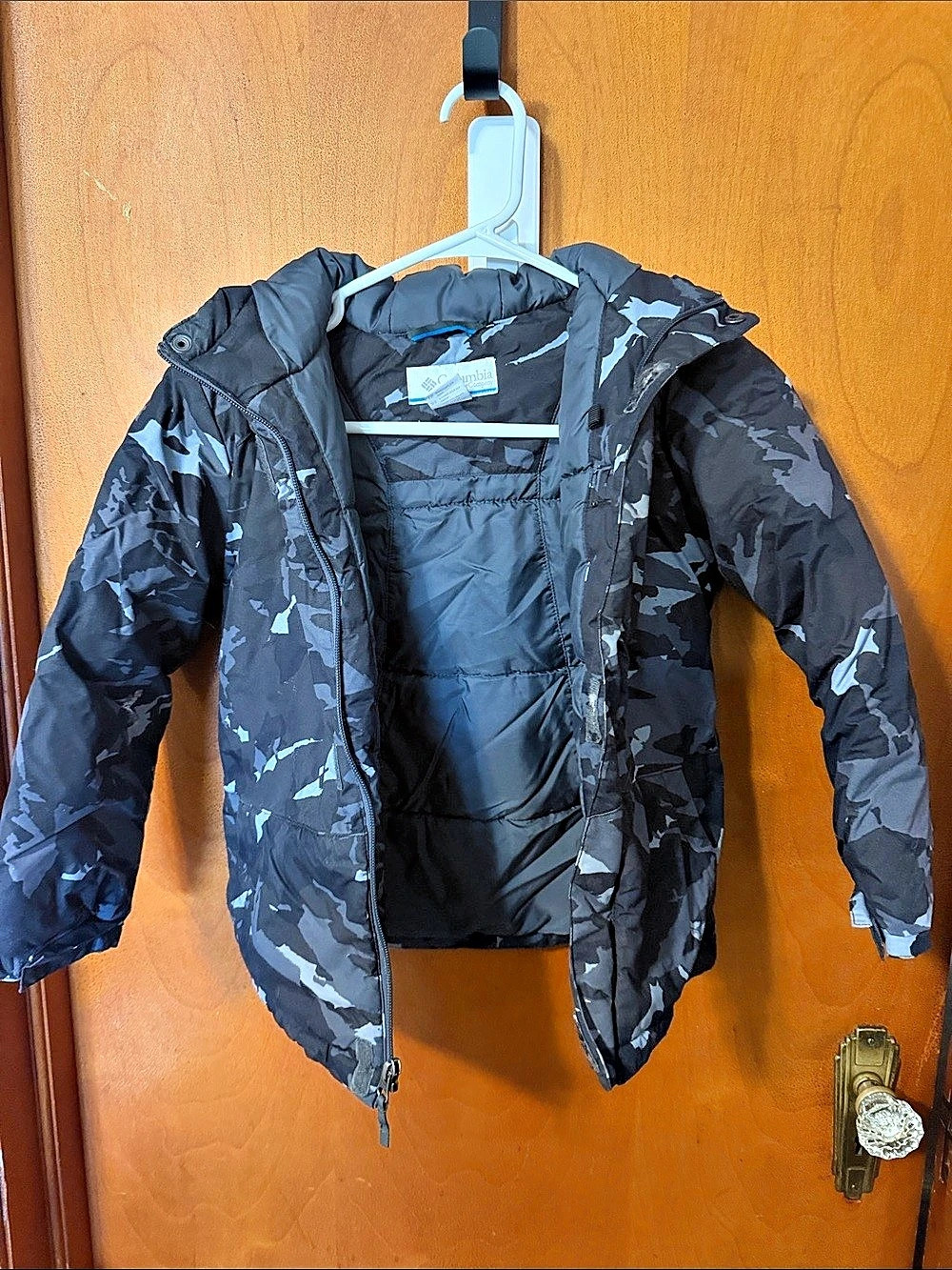 Columbia Kids Camo Puffer Jacket in Black & Blue